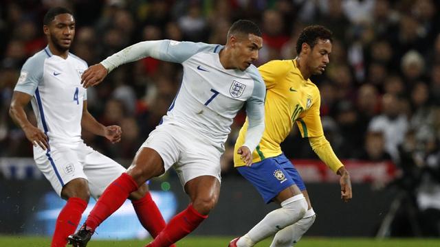 Pertandingan Antara Inggris VS Brasil Berakhir Seri