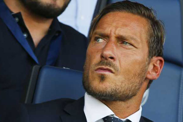 Monchi Samakan Francesco Totti Dengan Superhero Untuk AS Roma