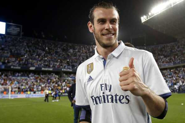 Rio Ferdinand Dorong Manchester United Beli Gareth Bale